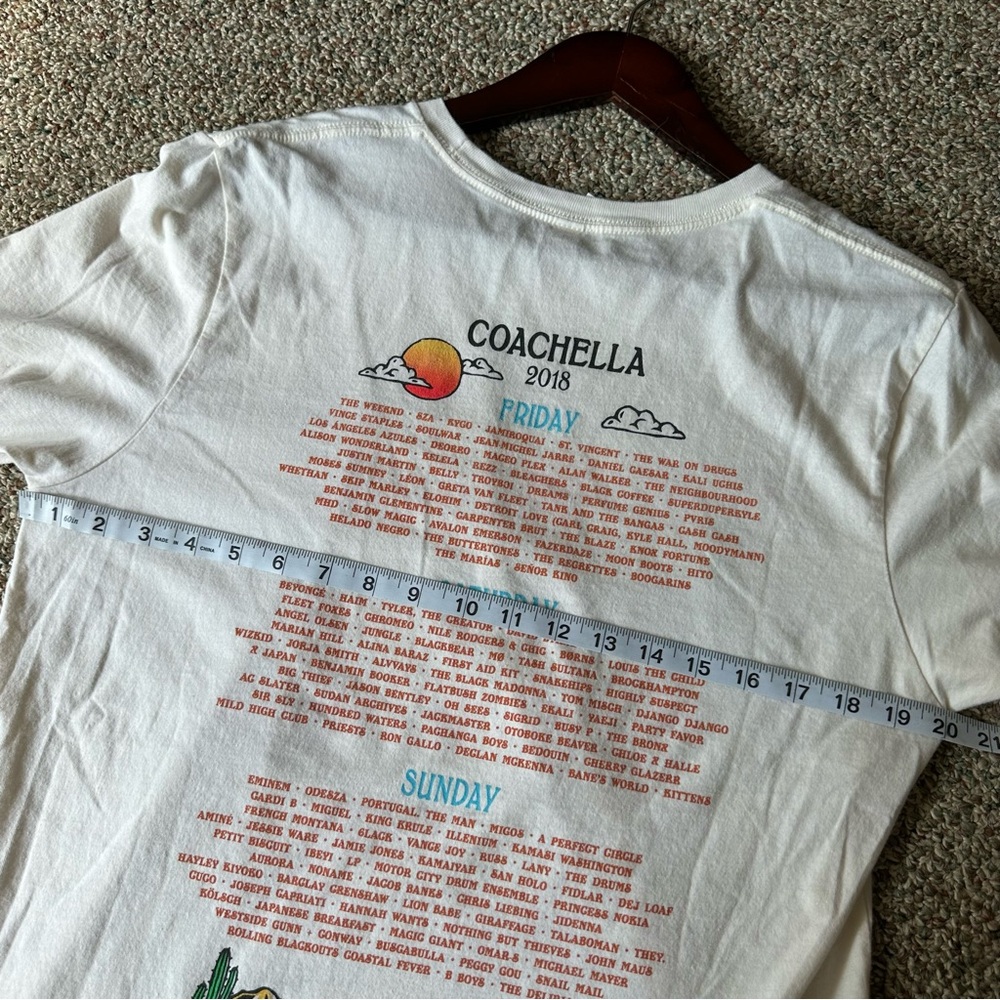 Coachella 2018 Lineup Tee - Picture 7 of 8